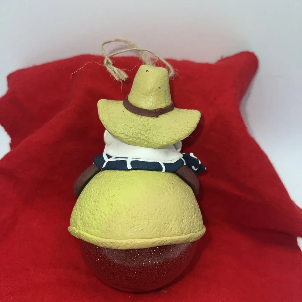 Cowboy‎ Santa Claus Round up Christmas Ornaments 5